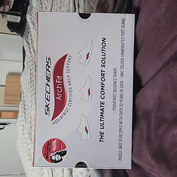 Skechers Archfit Black Woman's Size 6.5 Athletic Shoes - Picture 3 of 11